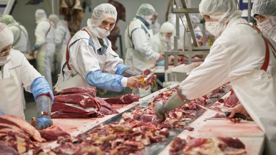 China habilitó más plantas de Brasil para vender carne